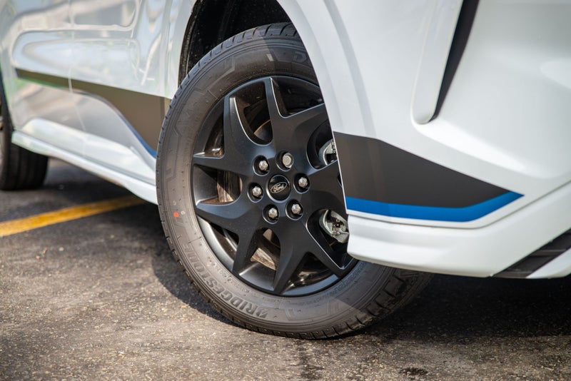 2025 Ford Transit Custom 320 Sport AWD image 3