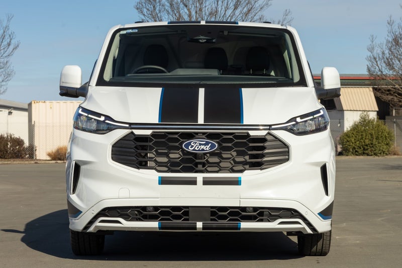 2025 Ford Transit Custom 320 Sport AWD image 2