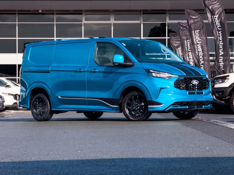 2025 Ford Transit Custom 320 Sport Awd image 4