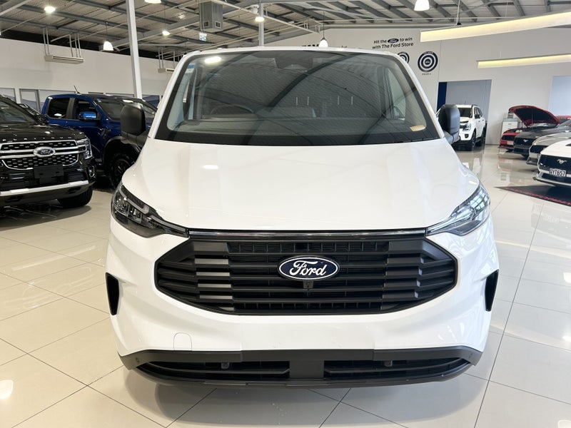 2025 Ford Transit Custom 320 Swb 2.0D image 2