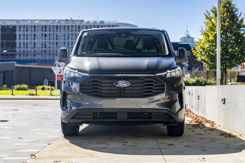 2025 Ford Transit Custom 320 Swb 2.0D image 4