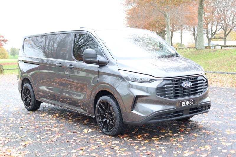 2025 Ford Transit Custom 320L 2.0D image 2