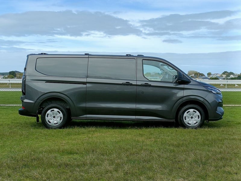 2025 Ford Transit Custom 320L 2.0D/AWD image 3