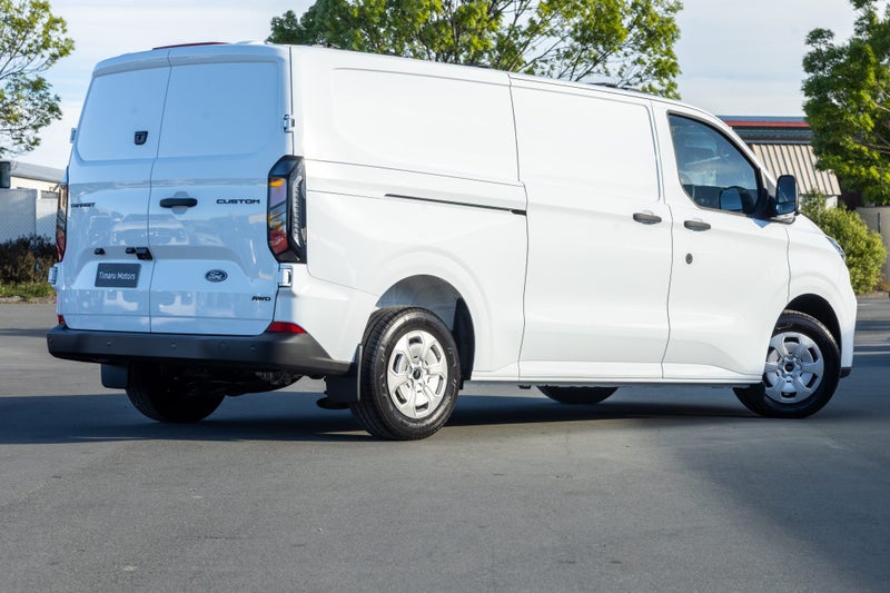 2025 Ford Transit Custom 320L 2.0L Diesel AWD image 3