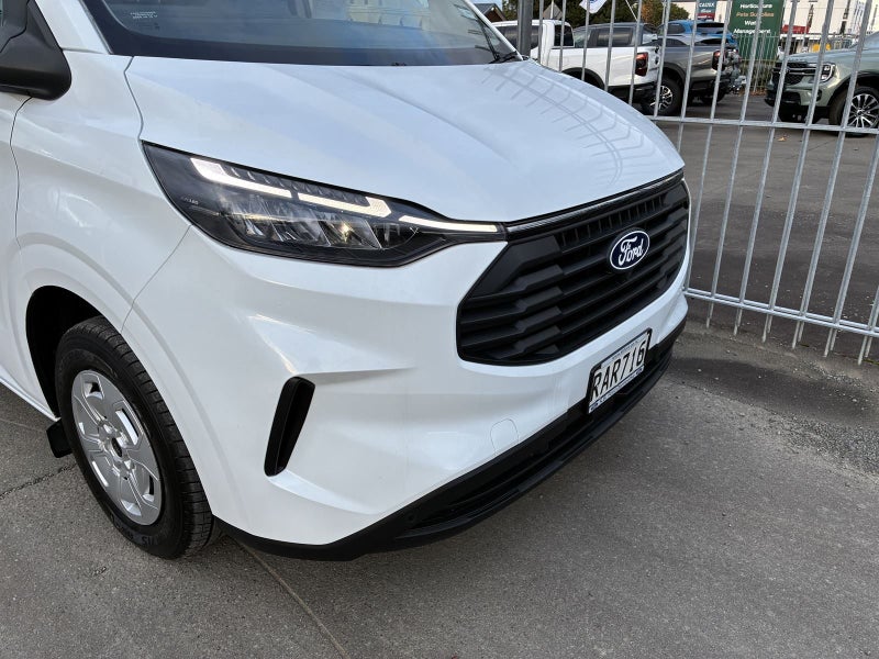 2025 Ford Transit CUSTOM 320L KOMBI 2.0 TDCi image 4