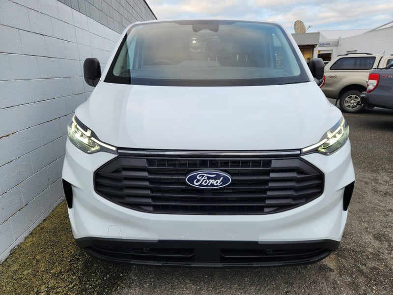 2025 Ford Transit Custom 320S image 3