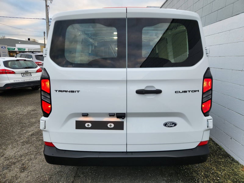 2025 Ford Transit Custom 320S image 5
