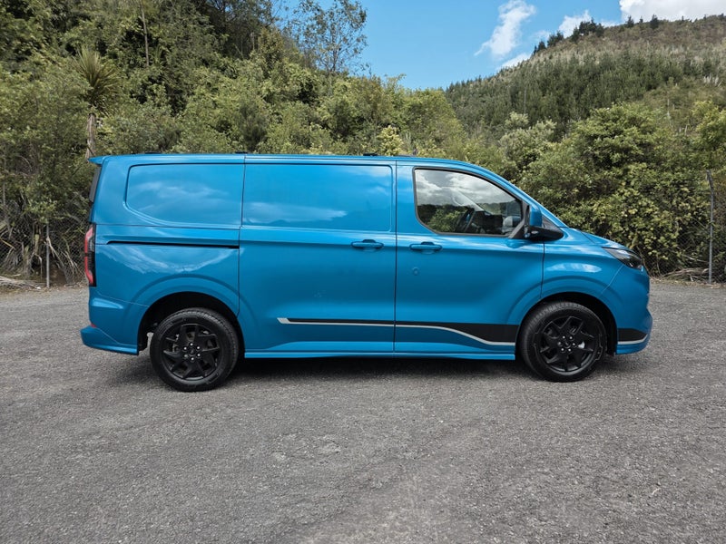 2025 Ford Transit CUSTOM 320S SPORT VAN 2.0D AW... image 3