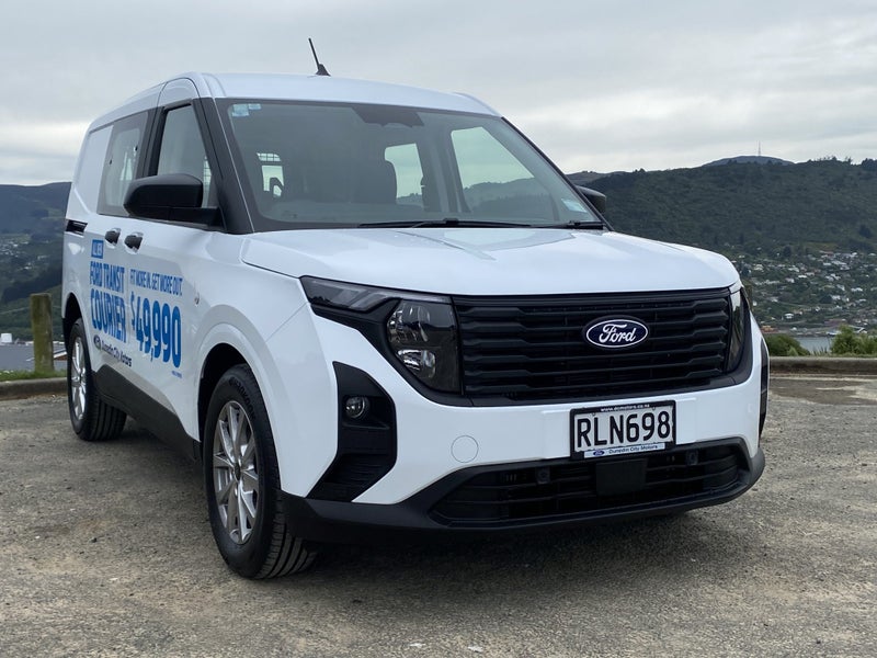 2025 Ford Transit Custom Courier Trend image 4