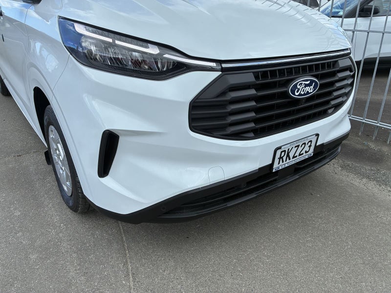 2025 Ford Transit CUSTOM LWB KOMBI 2.0 TDCi image 3