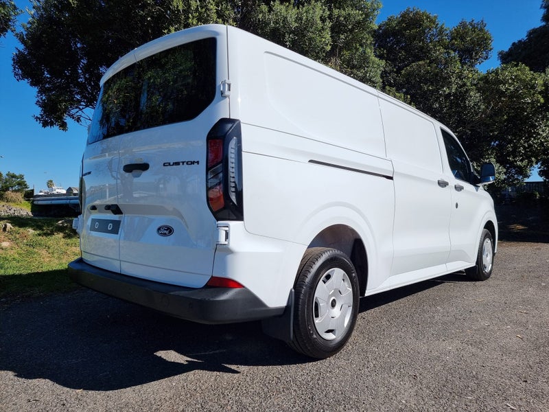 2025 Ford Transit Custom Van LWB 320L 2.0D 8AT image 5