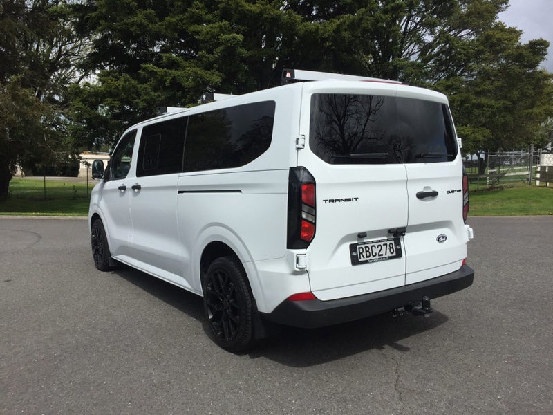 2025 Ford Transit KOMBI BUS 9 SEATER image 5