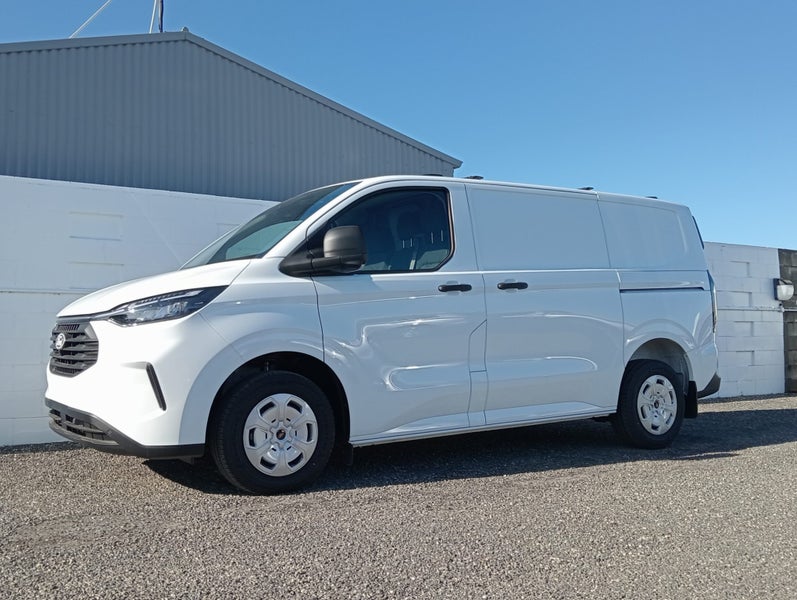 2025 Ford Transit SWB CUSTOM 320 2.0L image 2
