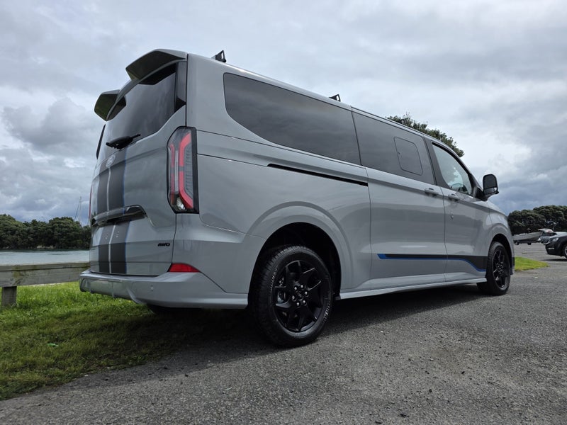 2025 Ford Transit TOURNEO 320L SPORT BUS 2.0D A... image 5