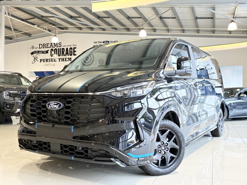 2025 Ford Transit Tourneo 8 Seater AWD Bus 2.0 image 2
