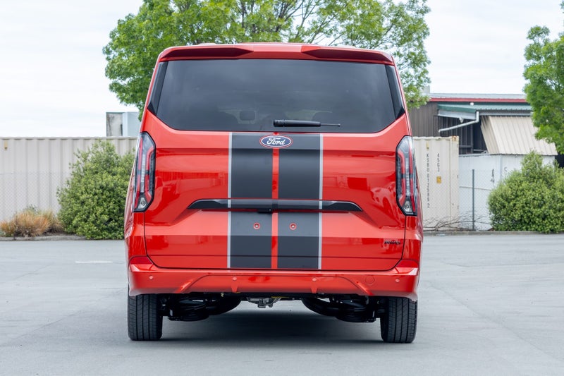 2025 Ford Transit Tourneo Custom Sport 8 Seater... image 4
