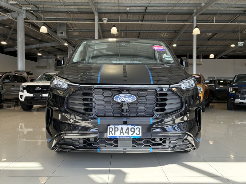 2025 Ford Transit Tourneo Custom Sport AWD image 3