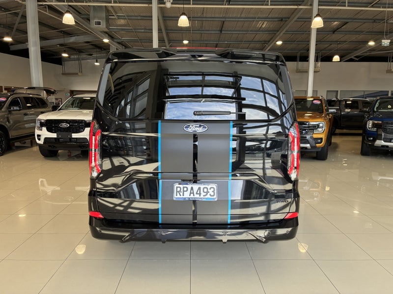 2025 Ford Transit Tourneo Custom Sport AWD image 5