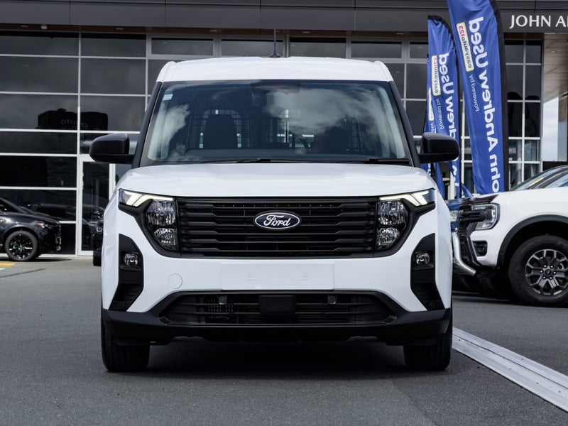 2025 Ford Transit Trend 1.0P/7At image 3