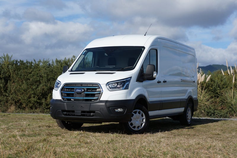 2025 Ford Transit VAN 350L BEV 1A RWD image 4