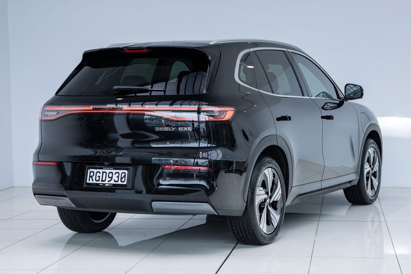 2025 Geely EX5 Inspire image 3