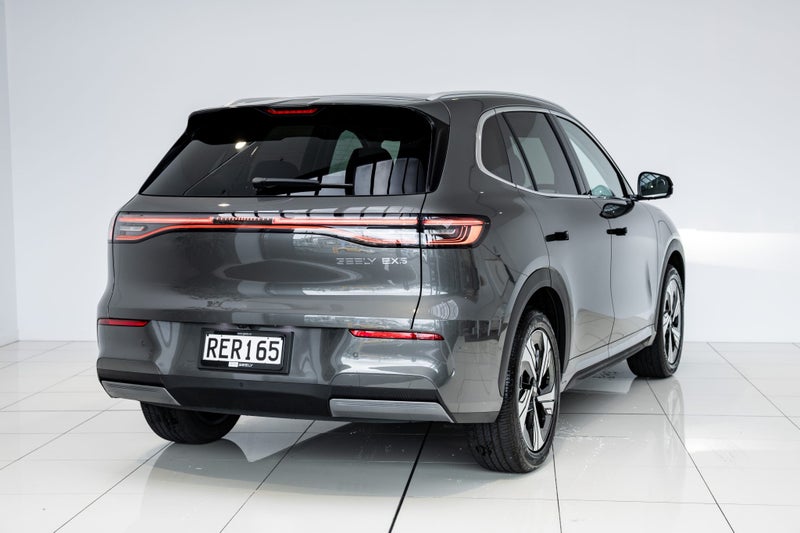 2025 Geely EX5 Inspire image 3