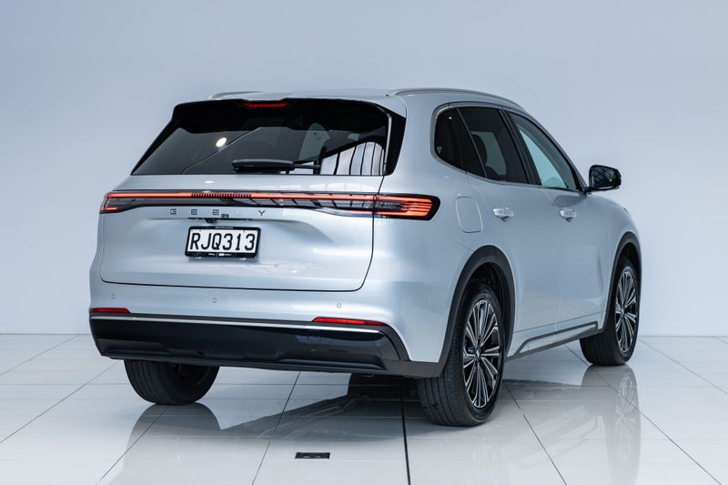 2025 Geely Starray EM-i Inspire image 3