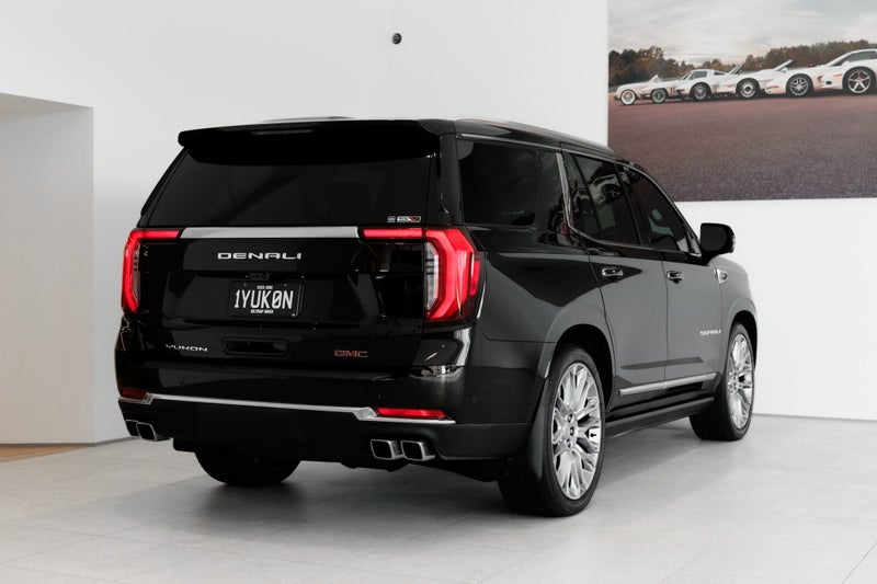 2025 GMC Denali Yukon Denali image 4
