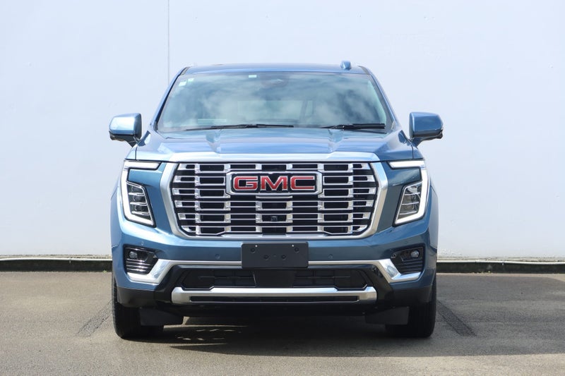 2025 GMC Denali Yukon Denali image 4