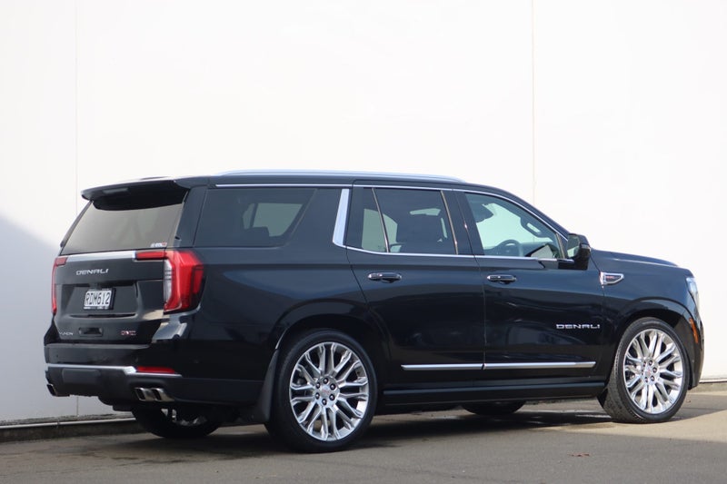 2025 GMC Denali Yukon Denali image 3