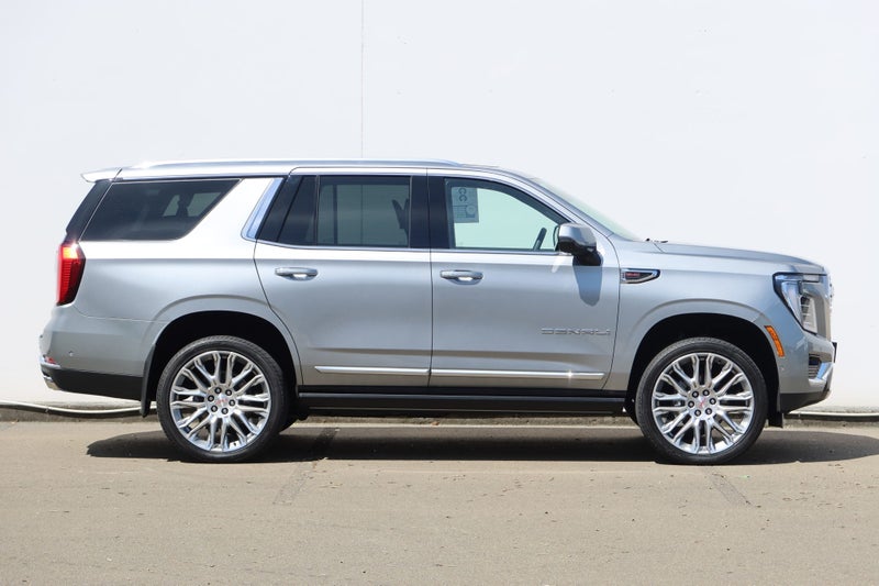 2025 GMC Denali Yukon Denali image 2