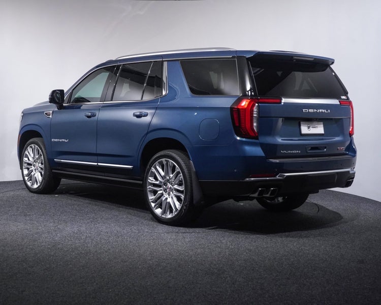 2025 GMC Yukon Denali 6.2L V8 image 2