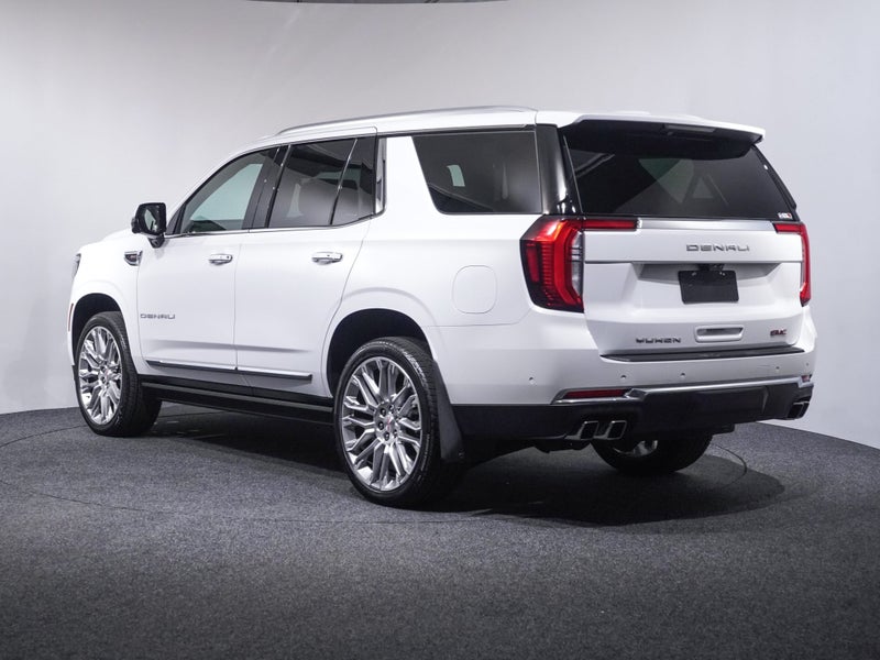 2025 GMC Yukon Denali 6.2L V8 image 2