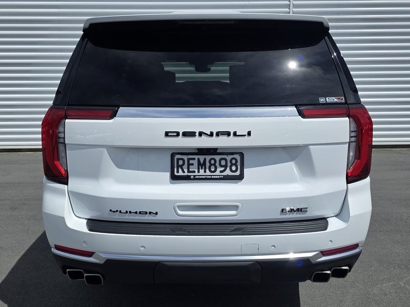 2025 GMC Yukon Denali image 5