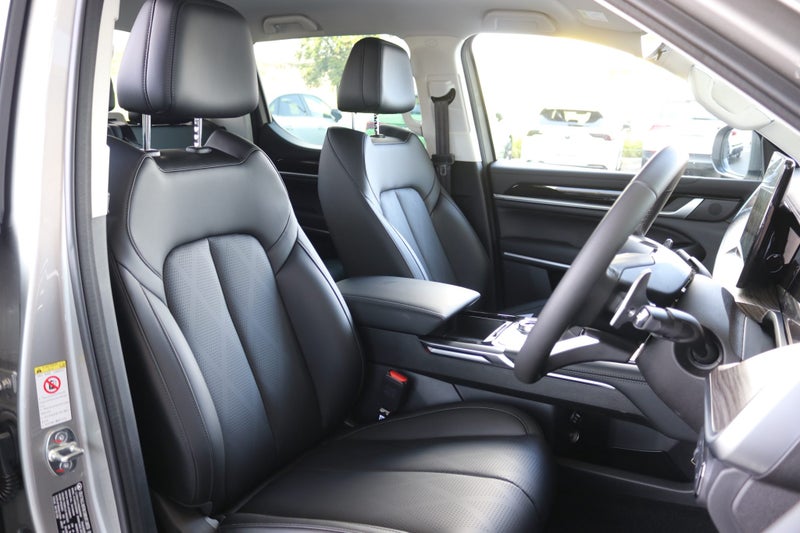 2025 GWM Cannon Alpha Lux PHEV image 4