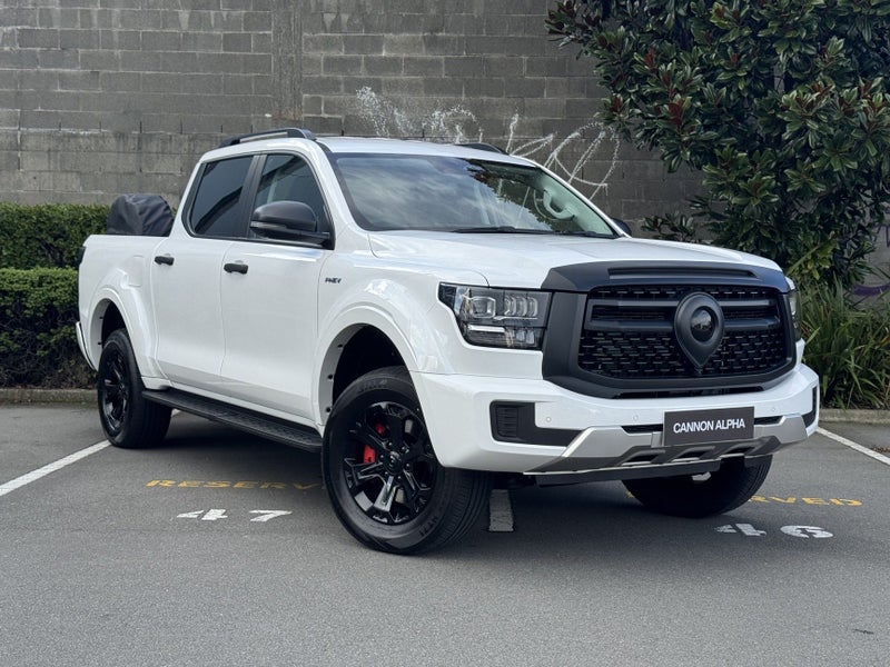 2025 GWM Cannon Alpha Lux Phev Phev image 1