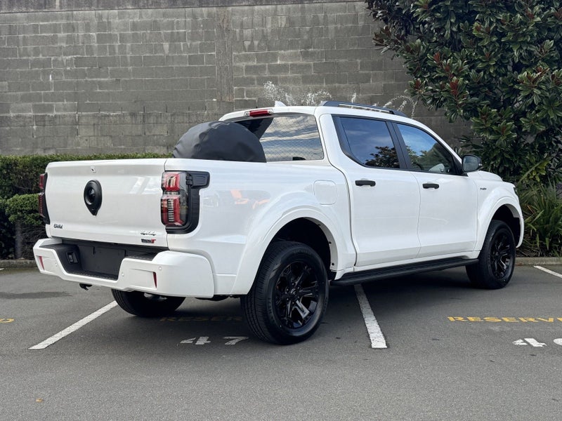 2025 GWM Cannon Alpha Lux Phev Phev image 3