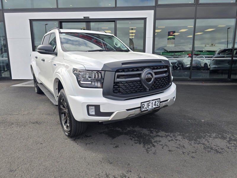 2025 GWM Cannon ALPHA ULTRA PHEV image 2