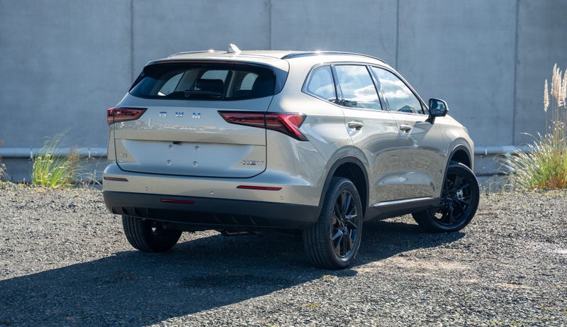 2025 GWM HAVAL H6 Lux 2WD Hybrid 1.5L image 2