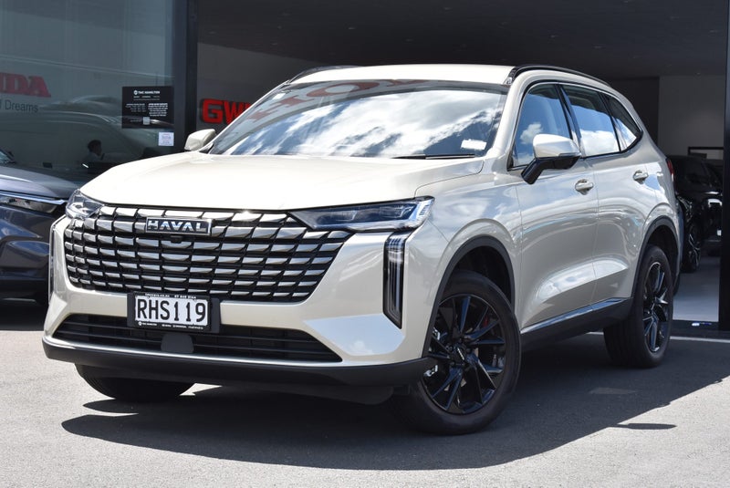 2025 GWM HAVAL H6 Lux Hybrid image 1