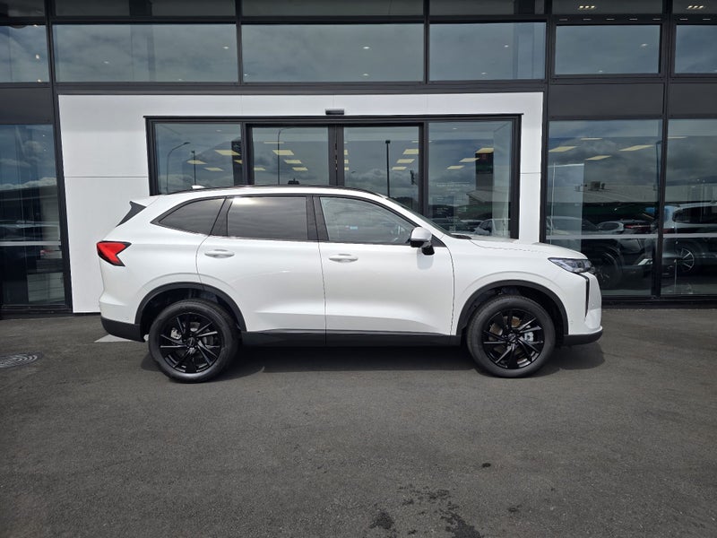 2025 GWM HAVAL H6 ULTRA 2WD HYBRID 1.5 image 2