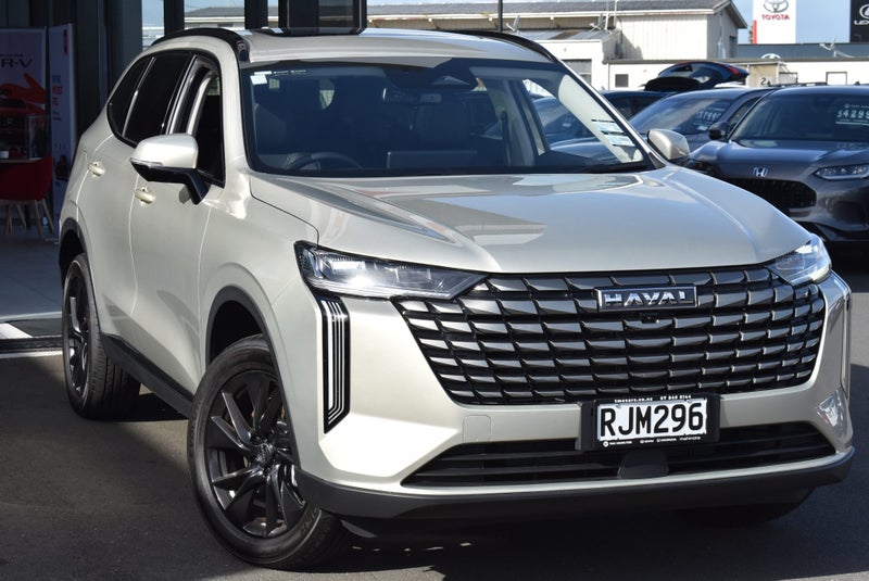 2025 GWM HAVAL H6 Ultra 4WD Plug In Super Hybrid image 3