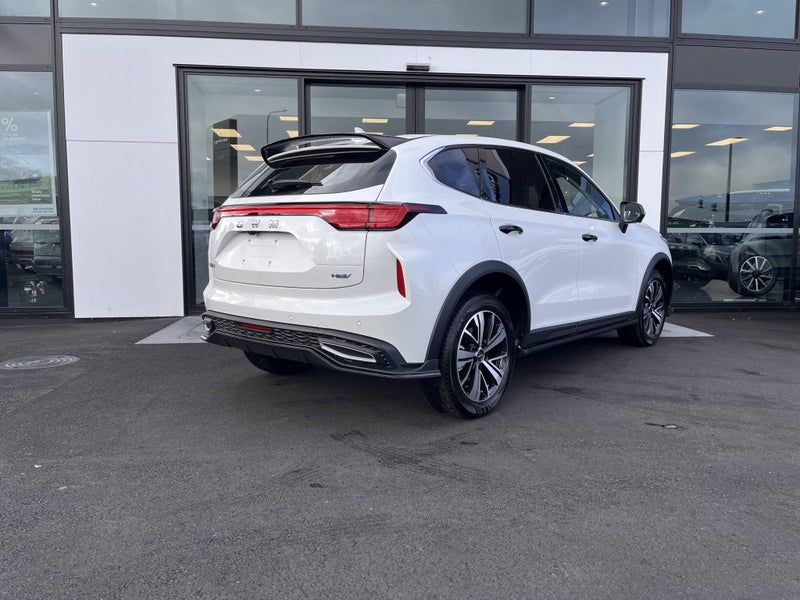 2025 GWM HAVAL Jolion JOLION LUX 2WD HEV image 3