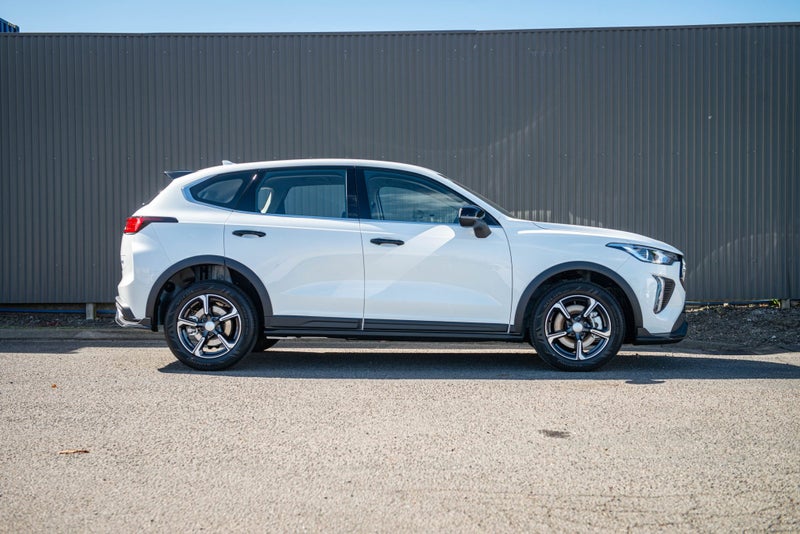 2025 GWM HAVAL Jolion Premium 1.5 HEV image 5