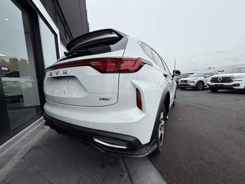 2025 GWM HAVAL Jolion PREMIUM 2WD HYBRID image 4