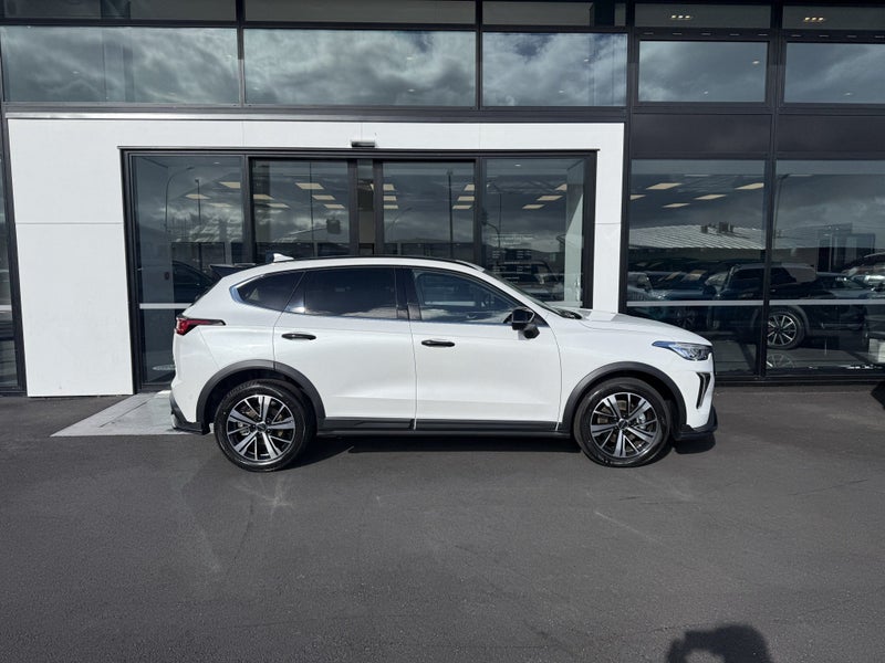 2025 GWM HAVAL Jolion ULTRA 2WD HYBRID 1.5 image 2