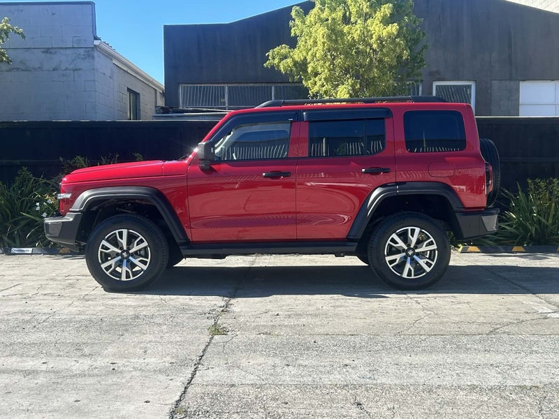 2025 GWM Tank 300 HEV Ultra image 4