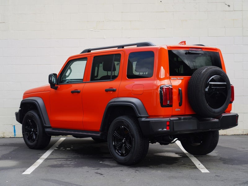 2025 GWM Tank 300 Lux 2.0P 8A 5Dr SUV image 2