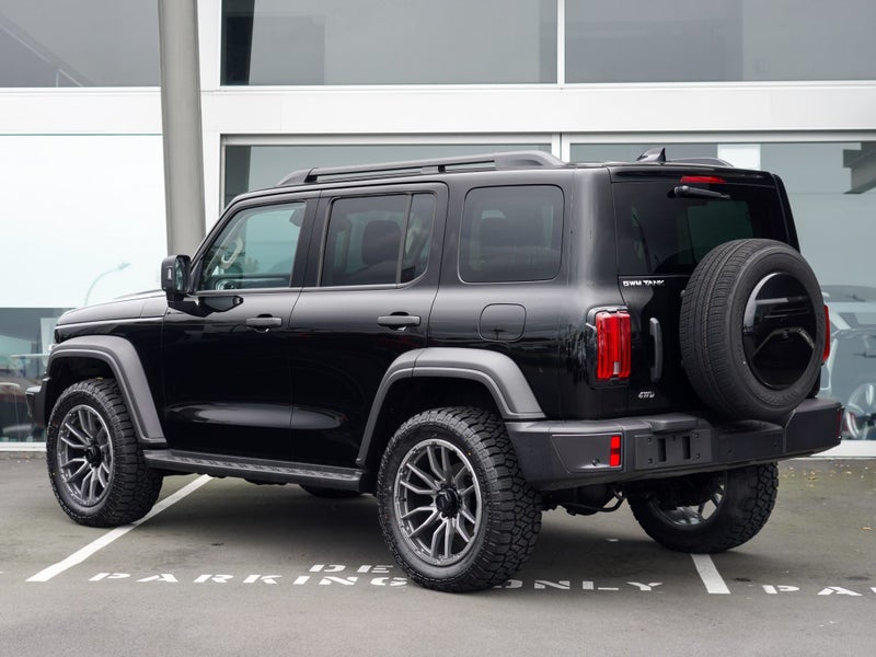 2025 GWM Tank 300 Lux 2.0P 9A 5Dr SUV image 2