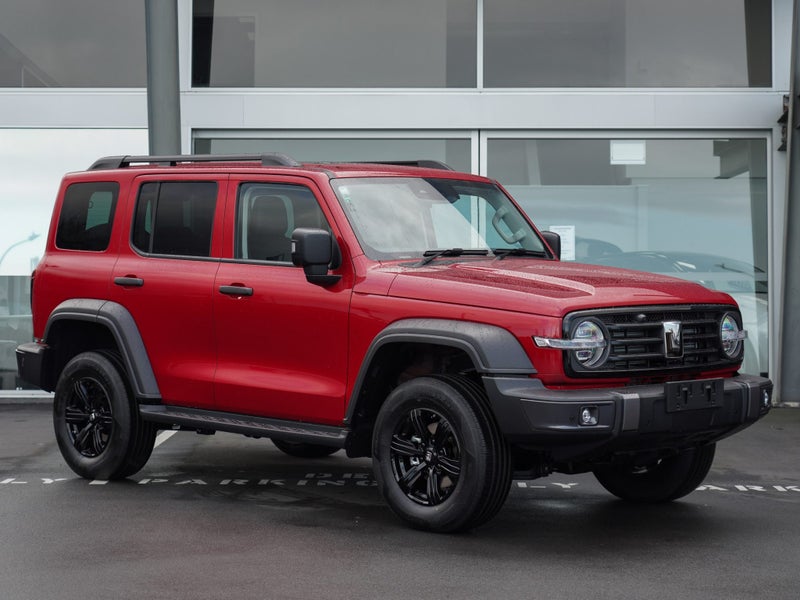 2025 GWM Tank 300 Lux 2.0P HEV 9A 5Dr SUV image 2
